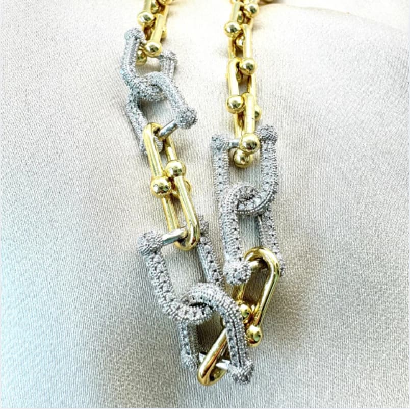 Collar Ankara