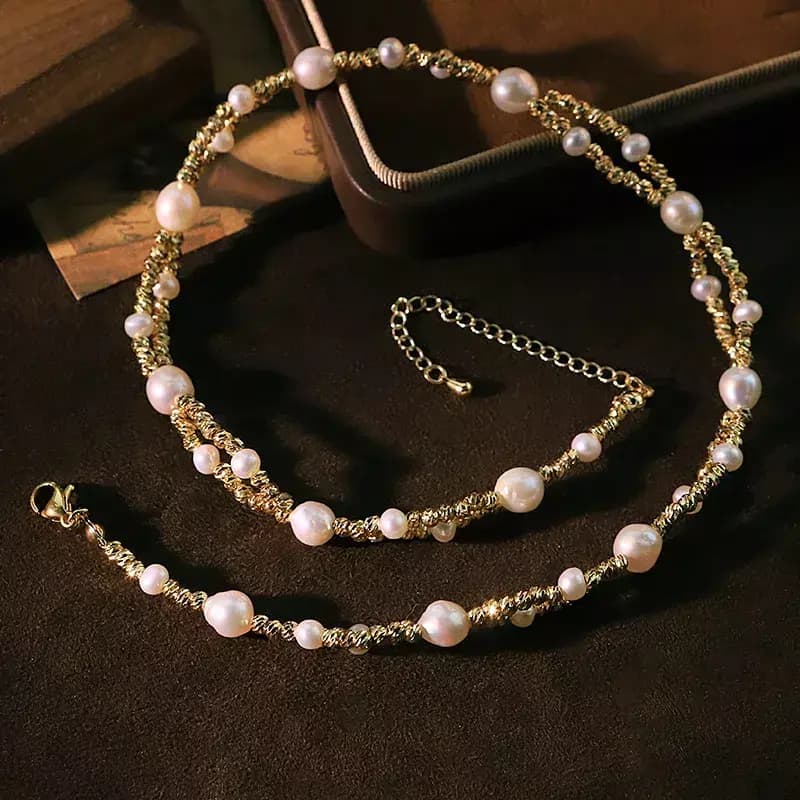 Collar Kendra — vista 2 de 4